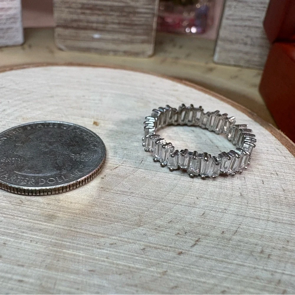 Silver to e Women's Ring 💍